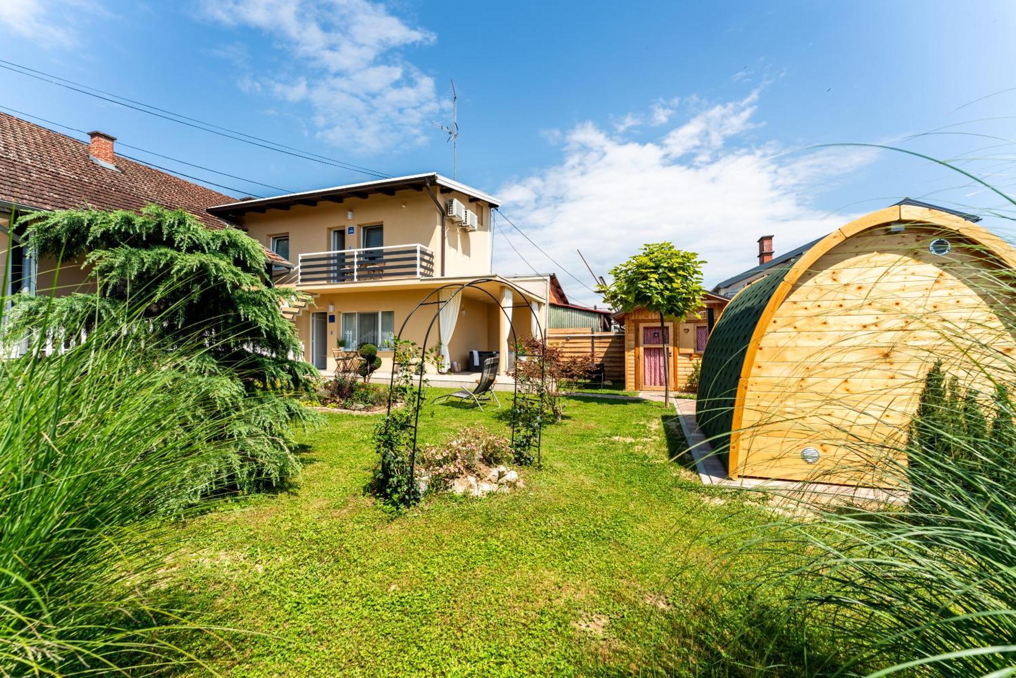 Studio Apartman The Little Prince Belovár Kültér fotó